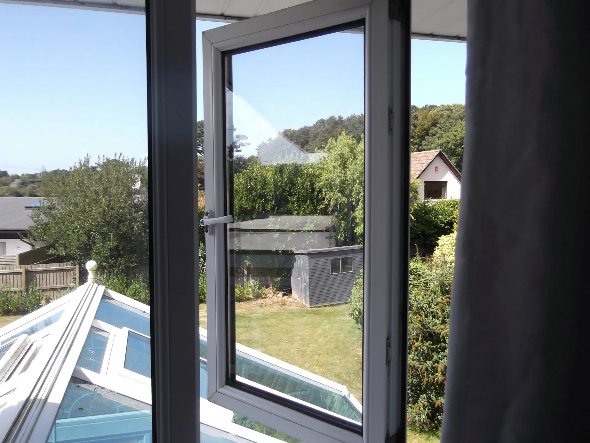 Non-escape Windows example